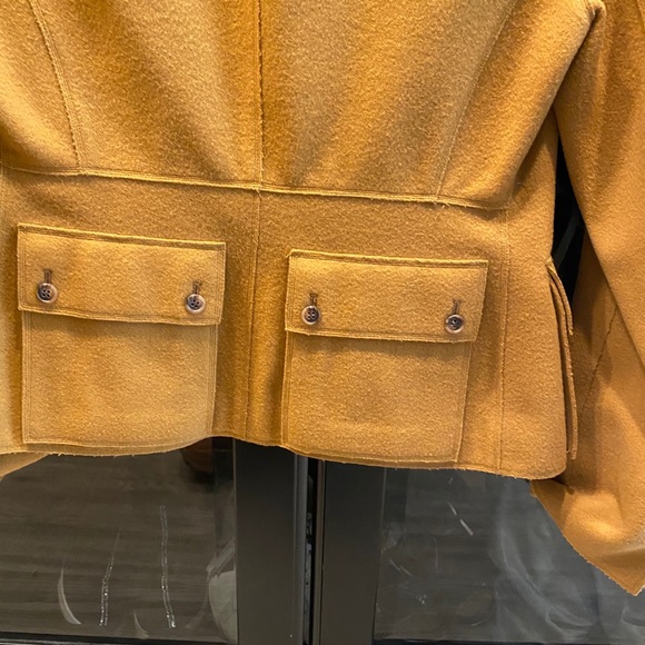 Jacket - Picture 6 of 6
